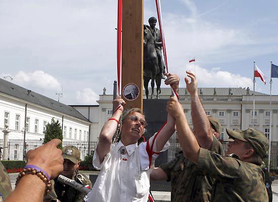 "Oszalały z rozpaczy Kaczyński zapisał kolejne punkty"