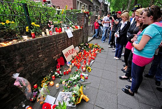 Konsul szuka Polaków wśród rannych po Paradzie Miłości