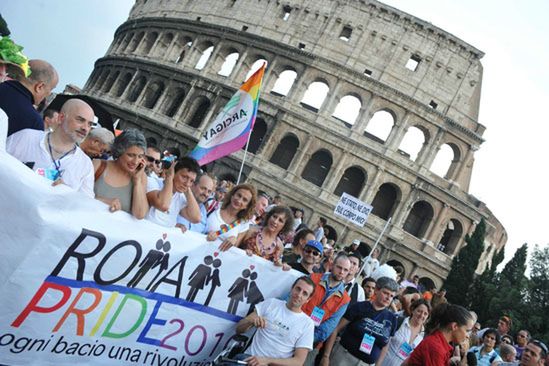 Tysiące homoseksualistów wyszło na ulice Rzymu