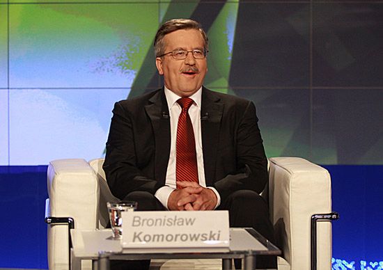 PO pozwało PiS; "to bezradność Komorowskiego"