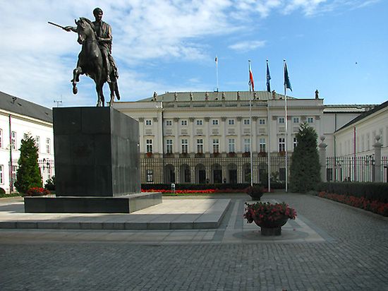 Prawo weta najważniejszym uprawnieniem prezydenta. "Taki kij w szprychy"