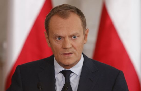 Tusk stracił panowanie na spotkaniu z rodzinami ofiar