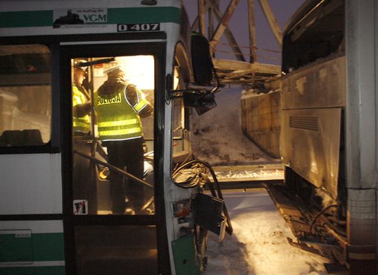 Bieruń: 19 rannych po zderzeniu czterech autobusów