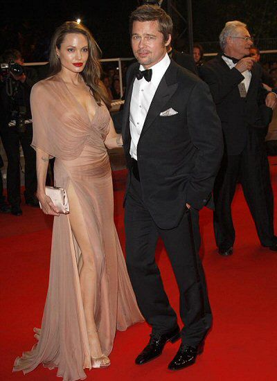 Angelina Jolie i Brad Pitt wspomagają Pakistańczyków