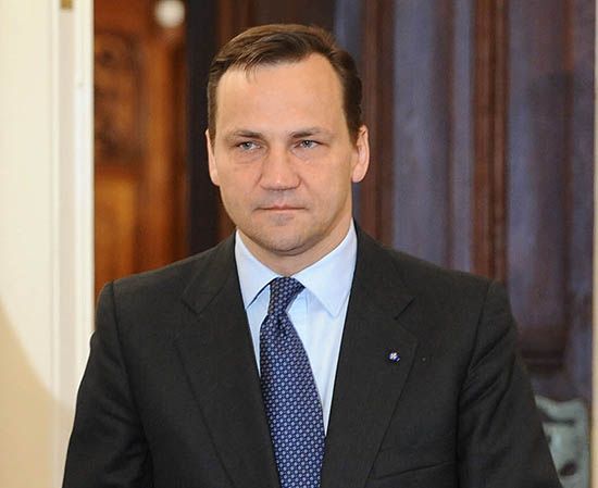 Sikorski: jestem wdzięczny prezydentowi za podpisy