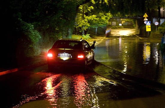 Ulewy: 30 litrów wody spadnie na każdy metr kwadratowy