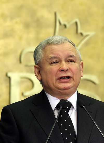 J. Kaczyński: zwarta grupa, jedna linia, "prerząd" PiS