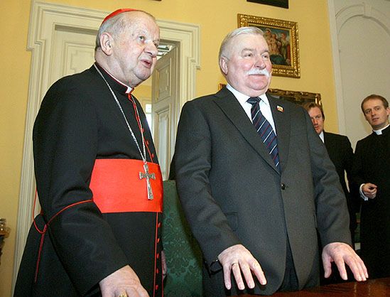 Wałęsa "podładował akumulatory" u kard. Dziwisza