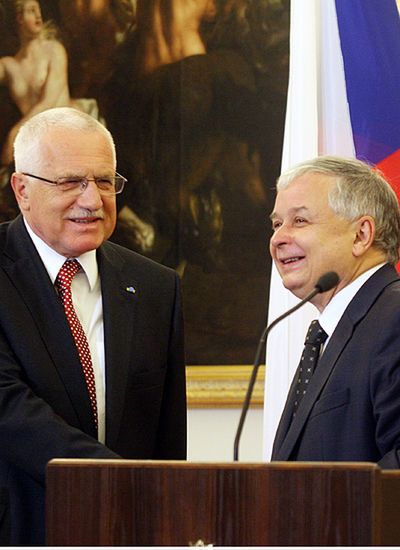 L. Kaczyński i Klaus rozmawiali o kryzysie finansowym