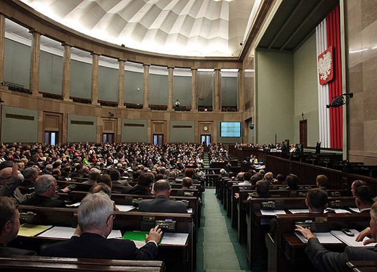 Obywatelu! Czy wiesz, co robi twój poseł?