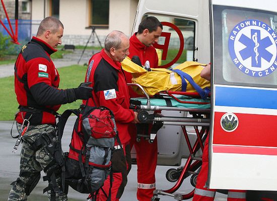 Ratownicy będą strajkować; żądają dymisji Ewy Kopacz