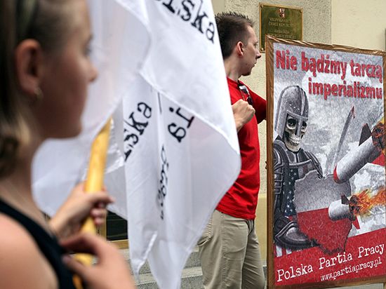 Lenin dla Tuska - manifestacje za i przeciw tarczy