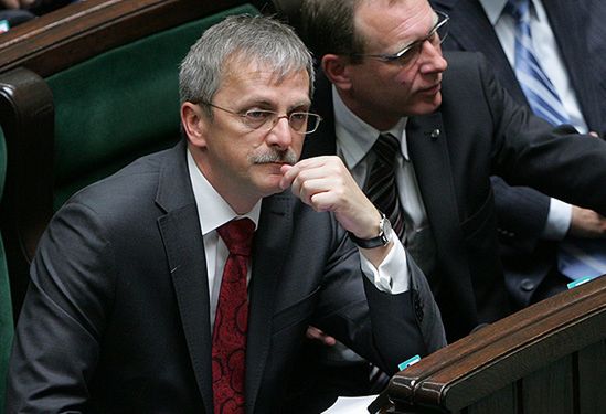 PO poprze obcięcie wysokich emerytur esbeków jesienią