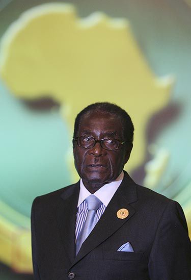 Oficjalna stopa inflacji w Zimbabwe... ponad 2 miliony %