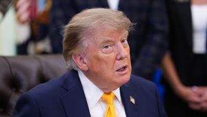 Trump zakpił z transferu gwiazdy NBA. "Możemy to cofnąć?"