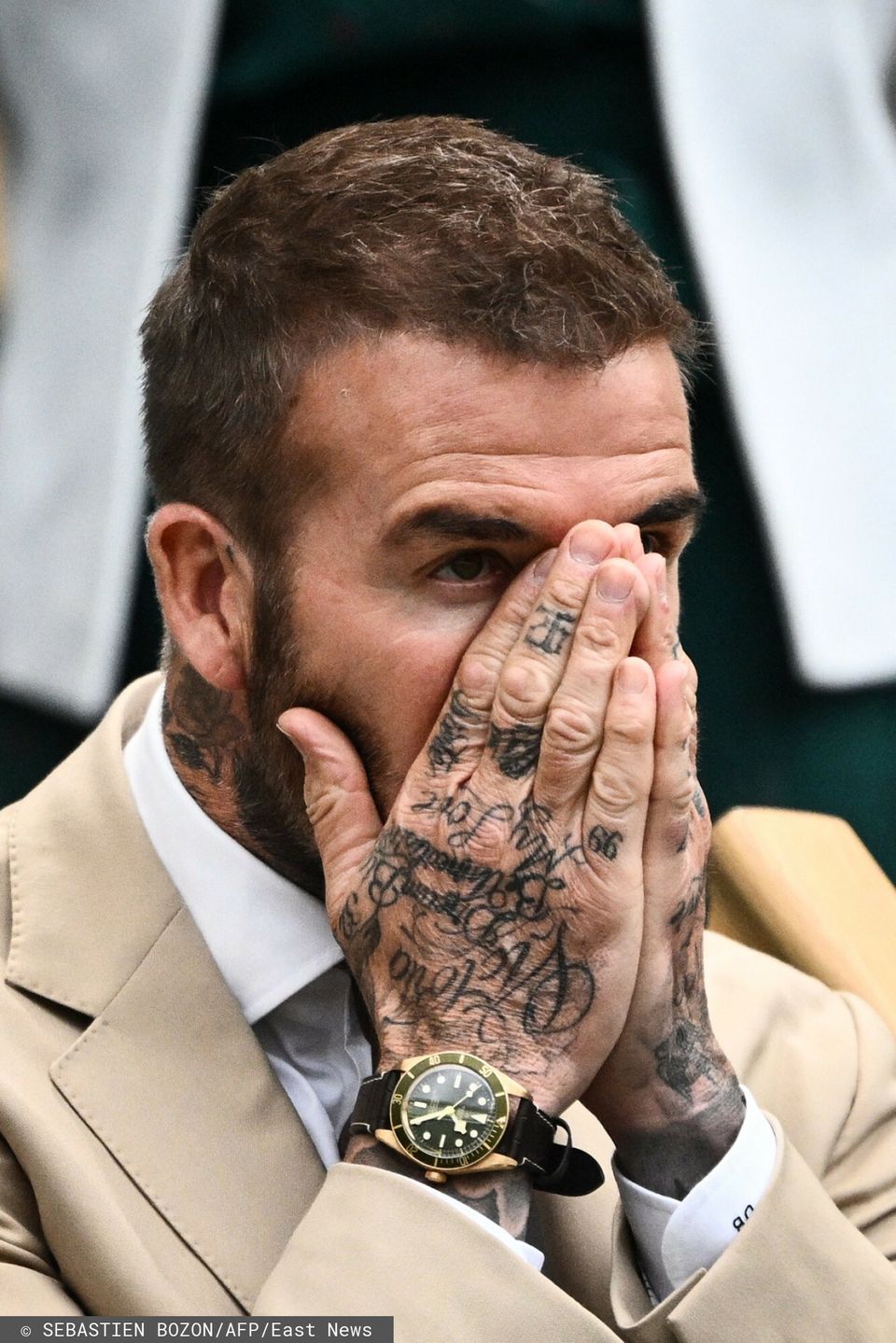 Niewyspany David Beckham podziwia Igę Świątek z trybun królewskich na Wimbledonie
