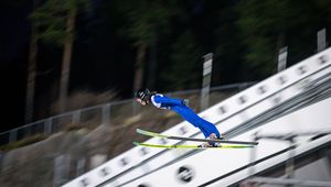 Nie mieli wyjścia. Pierwsza czerwona kartka w skokach