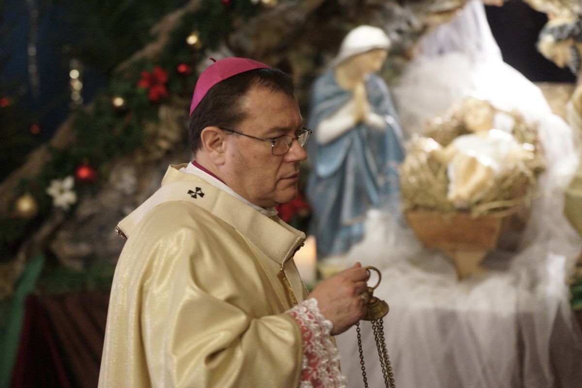 Arcybiskup Moskwy prosi katolików o modlitwę o pokój w Ukrainie