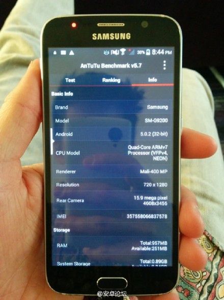 Podróbki smartfonów są coraz doskonalsze. Jak sprawdzić, czy masz do czynienia z oryginałem? 4