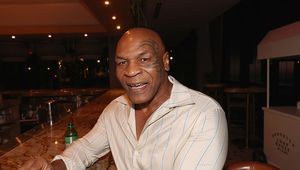 Wielki hit boksu coraz bliżej? Mayweather ujawnił plany na grudzień