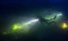 Wrocław. Ciąg dalszy śledztwa po tragedii w kopalni w Sobótce. Ciała zmarłych nurków po sekcji zwłok