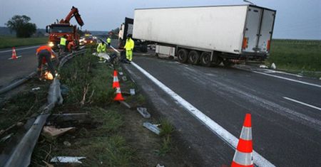 Tragedia na autostradzie - siedem osób zginęło