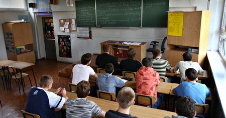 Pokazał zeszyt od religii i poczuł wstyd. "Nie może cudzołożyć"