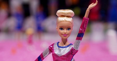 Lockdown wywindował sprzedaż lalki Barbie