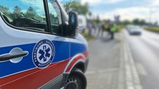 Kusowo: Zderzyły się dwa auta. Jedna osoba była uwięziona w pojeździe