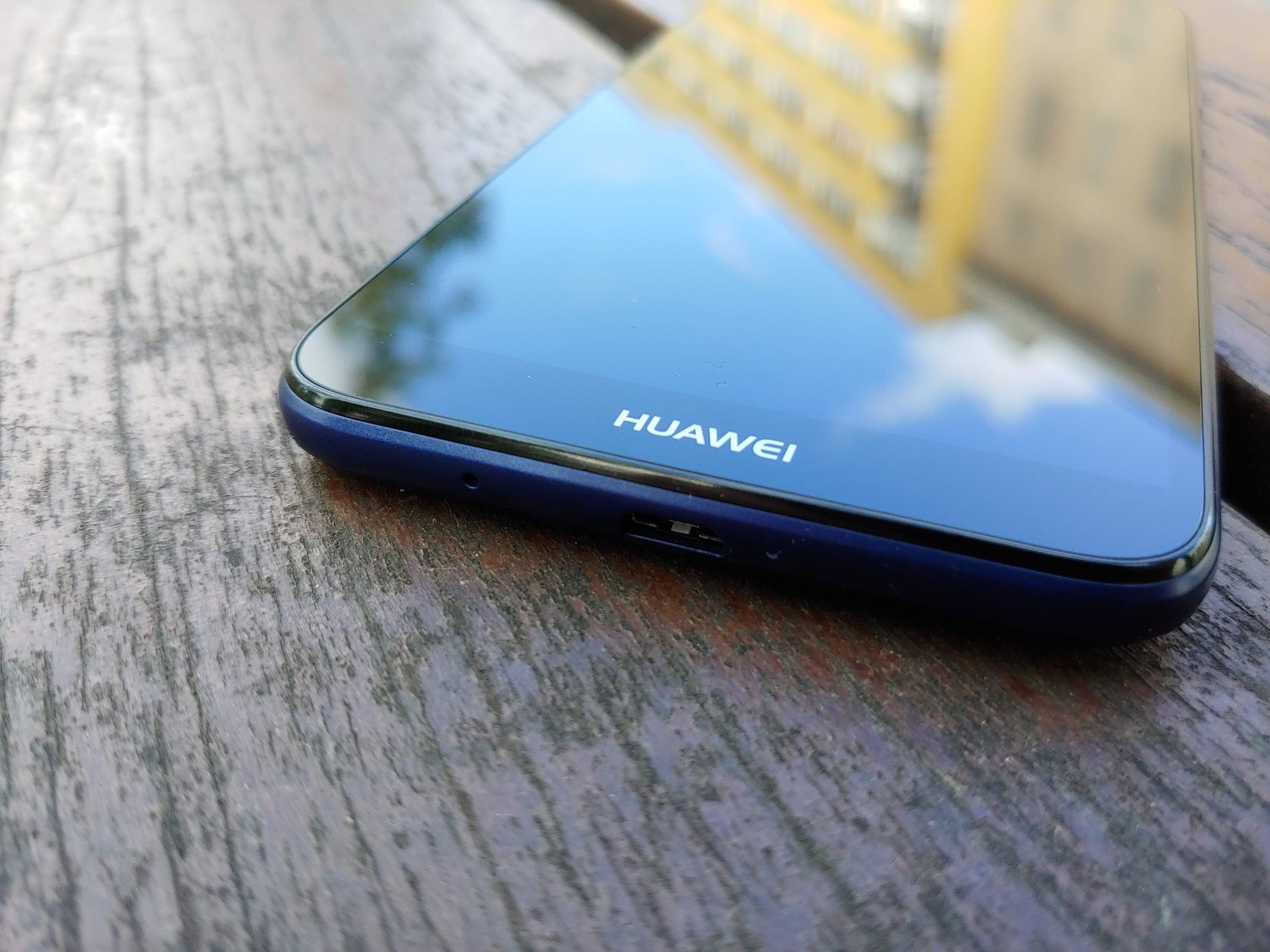 Wielki test smartfonów za 500 zł. Sprawdzamy Huawei Y5 2018 2