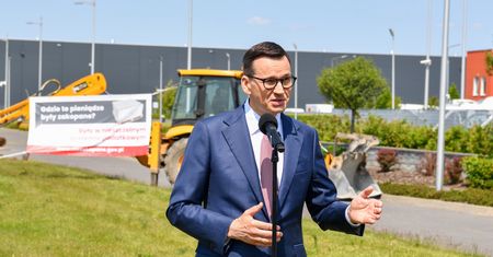 "VAT-owskie pijawki" i zakopane pieniądze. Rząd rusza z nową kampanią