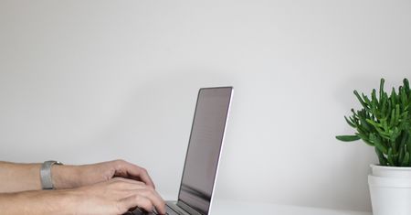 Rząd zapowiada zmiany w programie "Laptop dla nauczyciela". Kto na nich skorzysta?
