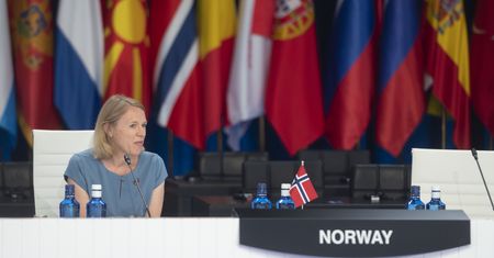 Norwegia ugina się. Oslo wpuszcza rosyjski ładunek na Spitsbergen