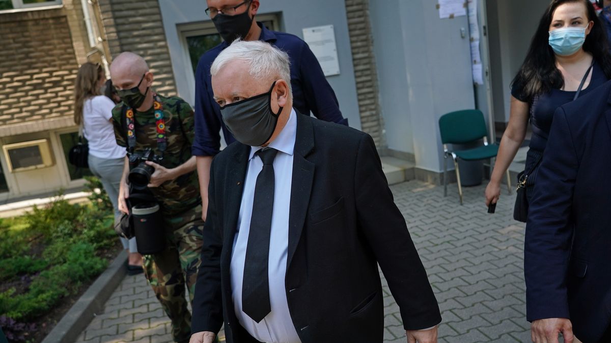 "Piątka dla zwierząt" to pomysł wicepremiera Jarosława Kaczyńskiego.