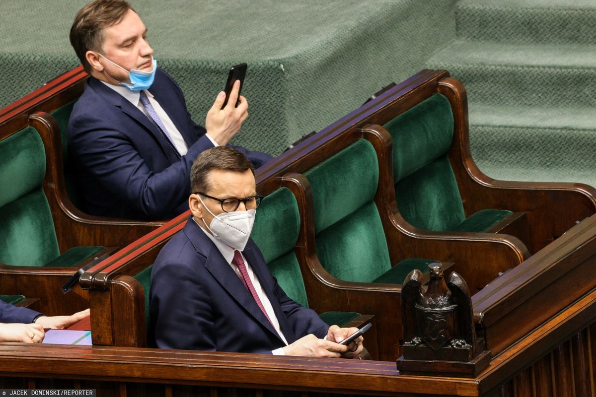 Partia Zbigniewa Ziobry blokuje likwidację Izby Dyscyplinarnej 