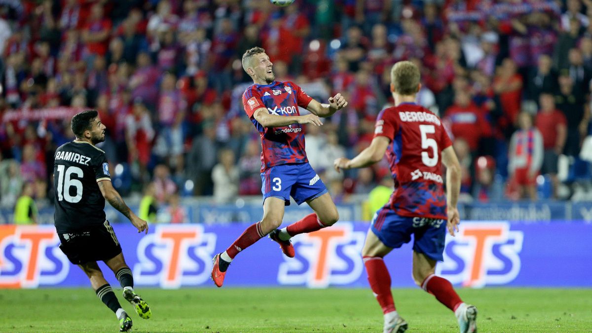 PAP / Zbigniew Meissner / Na zdjęciu: Milan Rundić