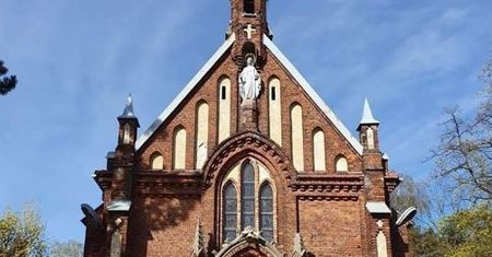 Warszawa. Kolejne zabytki odzyskają dawny blask. Rada Miasta przyznała dotacje