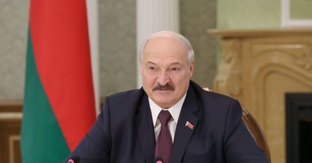 Białoruś. Aleksander Łukaszenka zarzucił Andrzejowi Dudzie sfałszowanie wyborów. Jest reakcja