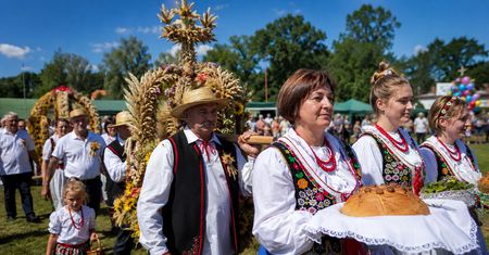 Dożynki Gminne 2026 w Brzostowie. Święto plonów połączone z Biesiadą Krajeńską