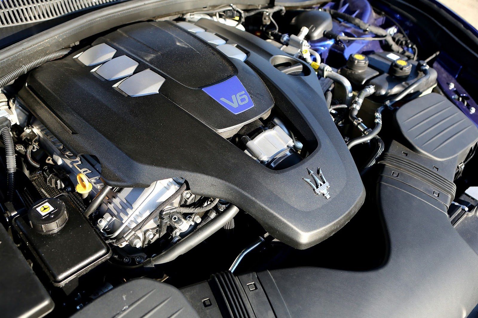 2014 Maserati Ghibli - Włosi wiedzą, co to piękno [galeria] 149