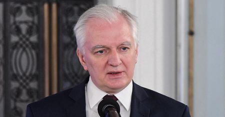 Dopełniło się. Duda wręczył Gowinowi odwołanie