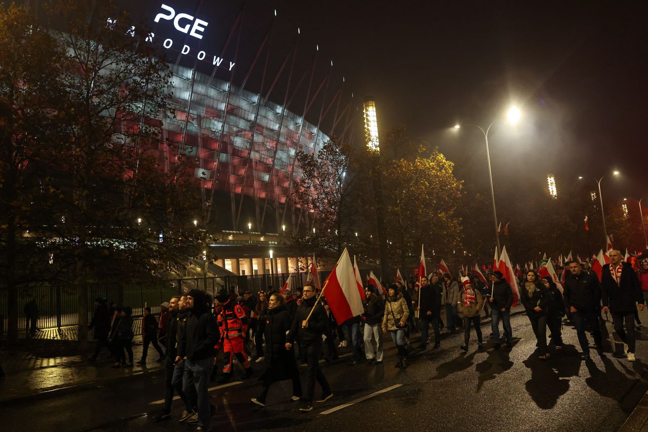 Marsz Niepodległości, przeszedł ulicami Warszawy na błonia Stadionu Narodowego
