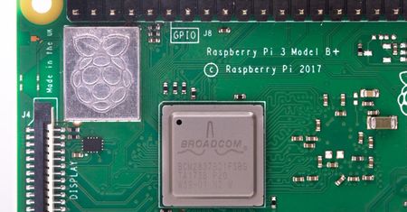 Nowe Raspberry Pi 3 B+ z dwuzakresowym WiFi i Bluetooth 4.2
