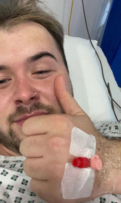 Ma 22 lata i walczy z nowotworem