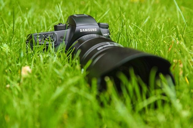 Samsung NX1
