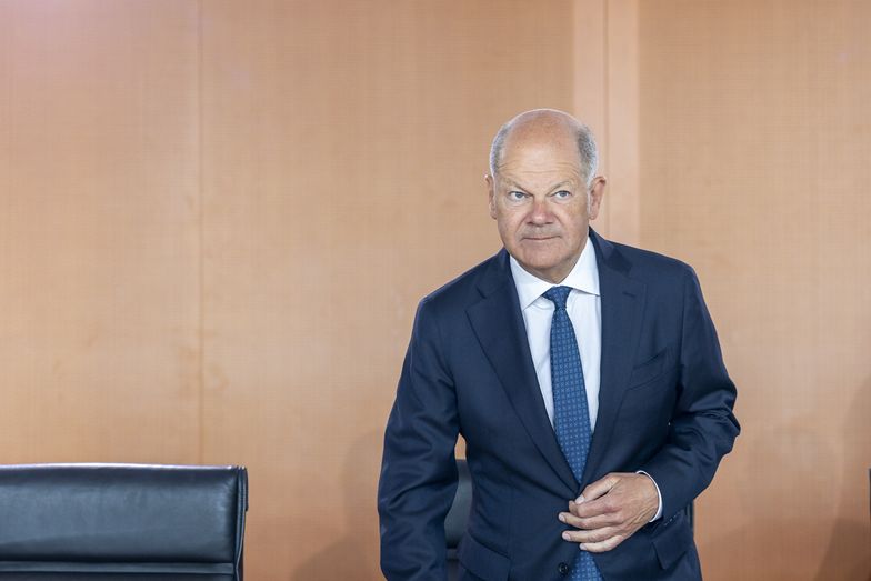 BERLIN, GERMANY - APRIL 30: Interim German Chancellor Olaf Scholz arrives for the last meeting of his government cabinet on April 30, 2025 in Berlin, Germany. A new government coalition of Christian Democrats (CDU/CSU) and Social Democrats (SPD) will likely take office shortly after May 6. (Photo by Maja Hitij/Getty Images)