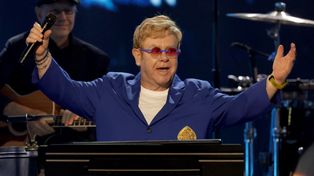 Elton John wraca na scenę. Trzy lata po pożegnalnej trasie ogłosił koncerty