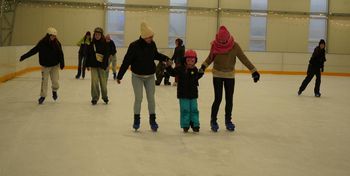 Szczecinek: Lodowisko przy ZS nr 1– zimowa atrakcja powiatu