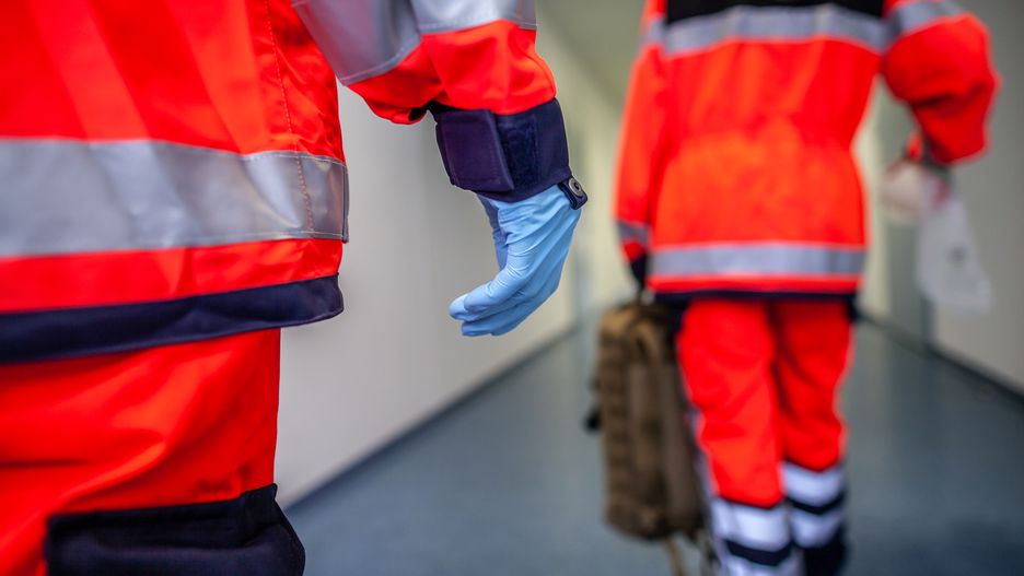 Pogotowie medyk ratownik lekarz 