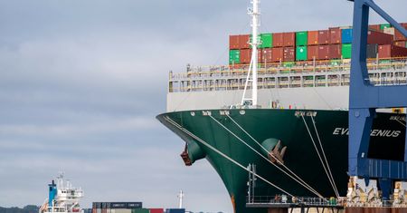 Kontenerowce nie popłyną do Rosji. Maersk wstrzymuje swoją flotę